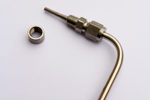 Zada Tech Aviation Grade EGT K-Type thermocouple sensor 90 degree bend 1/4" NPT
