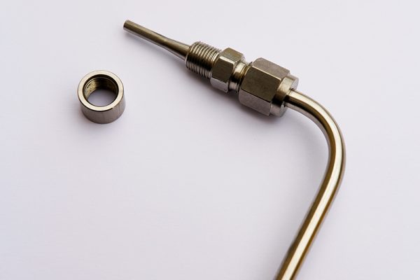 Zada Tech Exhaust Gas Temperature (EGT) K-Type thermocouple sensor 90 degree bend