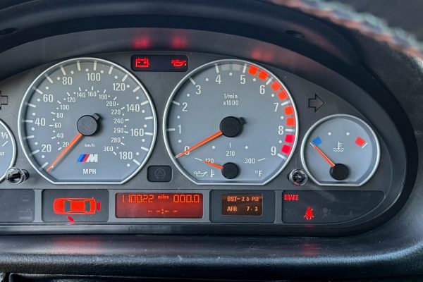 Zada Tech BMW E46 OLED orange digital boost and AFR multi gauge